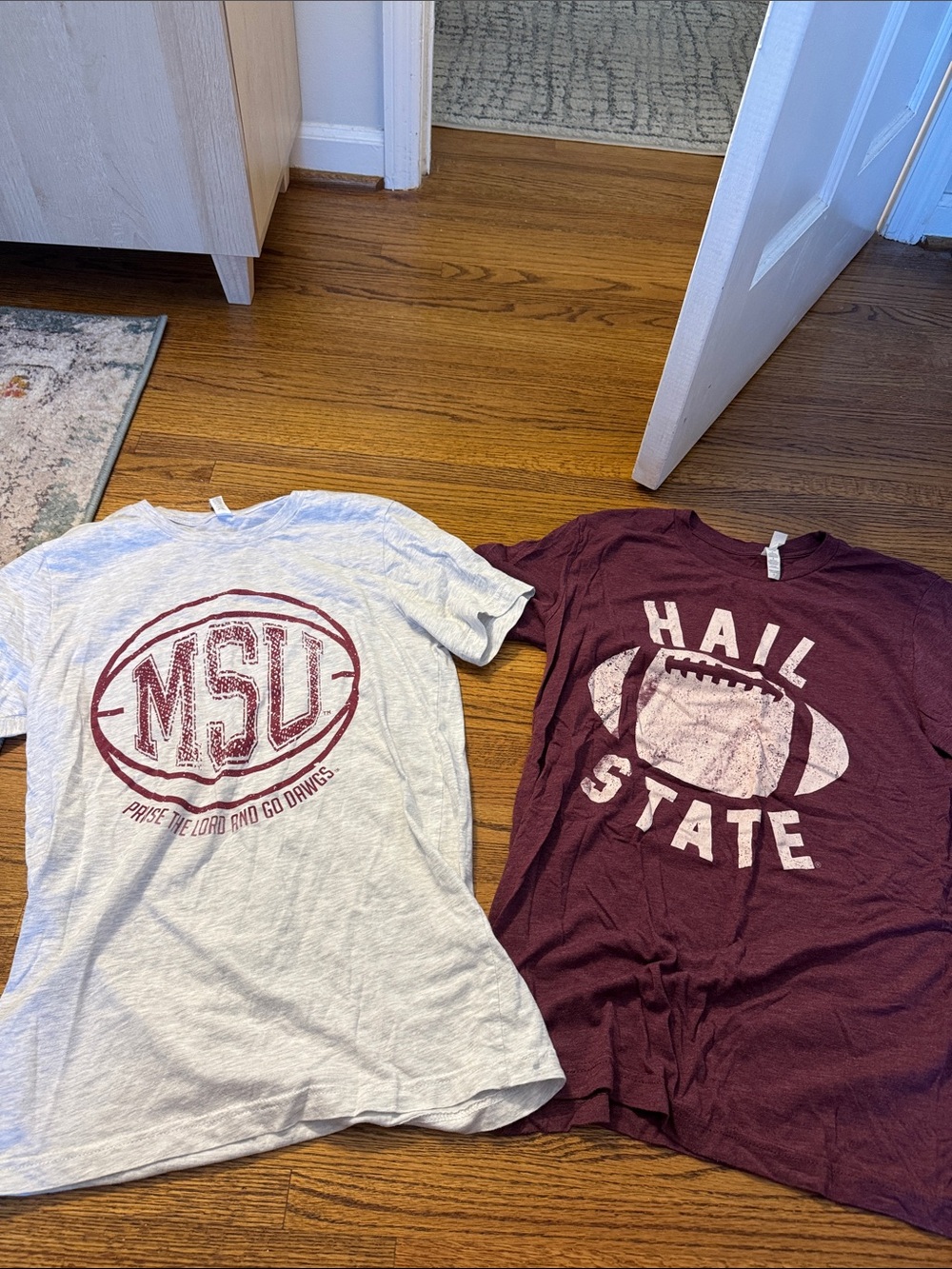 MSU Short Sleeve Graphic Tee - Maroon and Light Gray